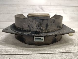 bontott TOYOTA YARIS VERSO Bal első Hangszóró