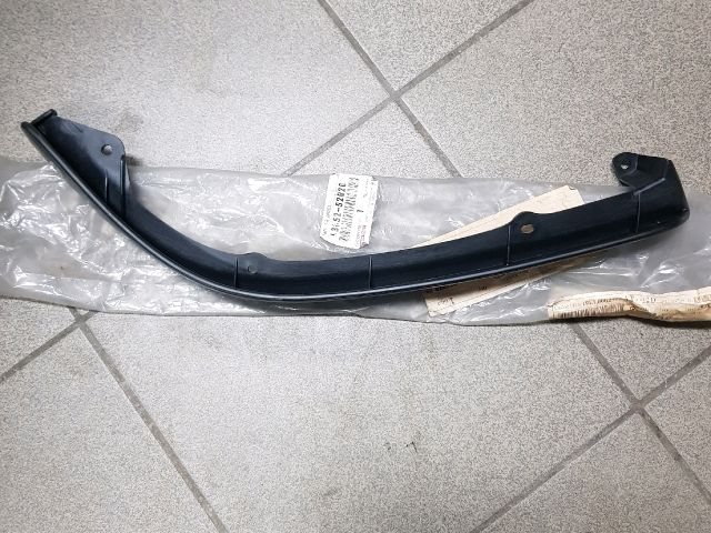 bontott TOYOTA YARIS VERSO Bal első Koptató