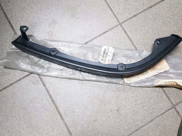 bontott TOYOTA YARIS VERSO Bal első Koptató