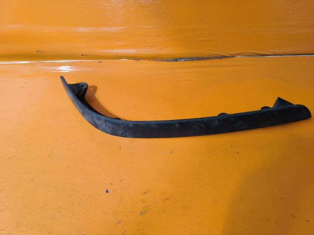 bontott TOYOTA YARIS VERSO Bal első Koptató