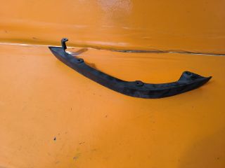 bontott TOYOTA YARIS VERSO Bal első Koptató