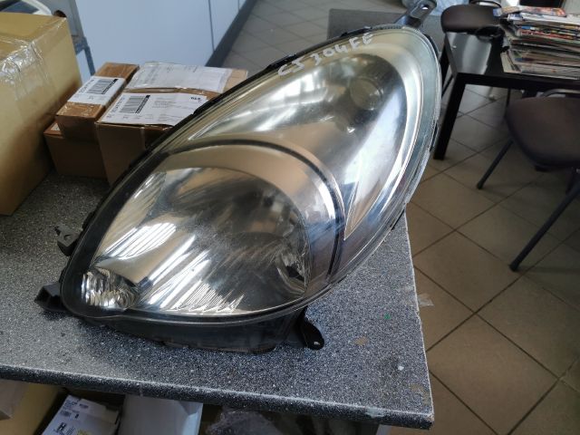 bontott TOYOTA YARIS VERSO Bal első Lámpabúra