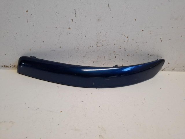 bontott TOYOTA YARIS VERSO Bal első Lökhárító Díszléc