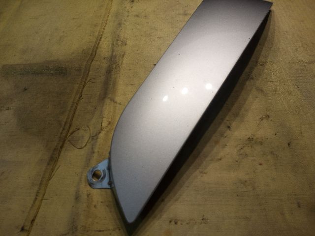 bontott TOYOTA YARIS VERSO Bal Fényszóró Bajusz Díszléc