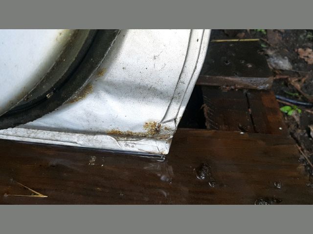 bontott TOYOTA YARIS VERSO Bal hátsó Ajtó (Üres lemez)