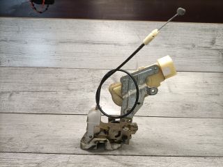 bontott TOYOTA YARIS VERSO Bal hátsó Ajtózár