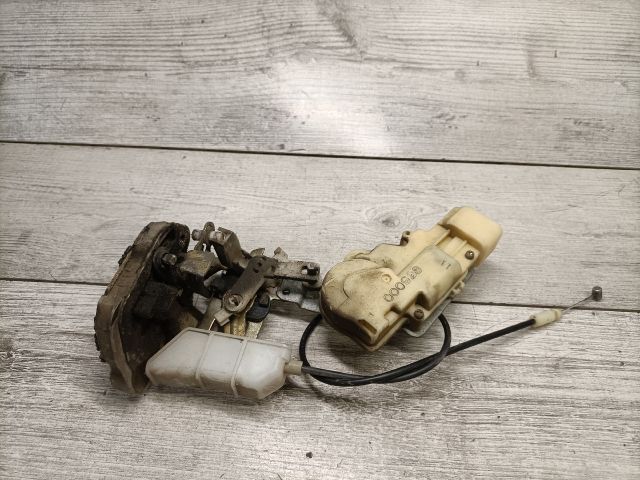 bontott TOYOTA YARIS VERSO Bal hátsó Ajtózár