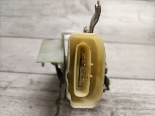 bontott TOYOTA YARIS VERSO Csomagtérajtó Zárszerkezet