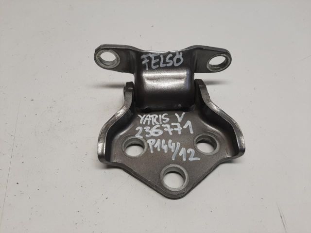 bontott TOYOTA YARIS VERSO Csomagtérajtó Zsanér