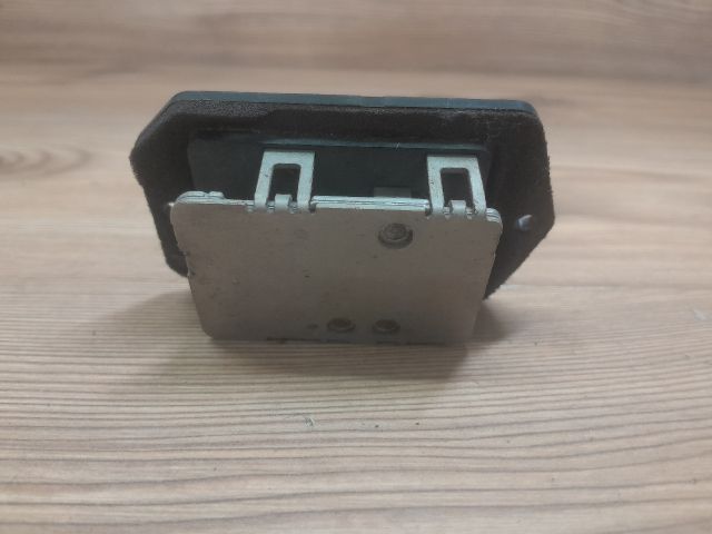 bontott TOYOTA YARIS VERSO Előtét Ellenállás Fűtőmotor