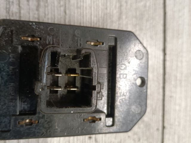 bontott TOYOTA YARIS VERSO Előtét Ellenállás Fűtőmotor