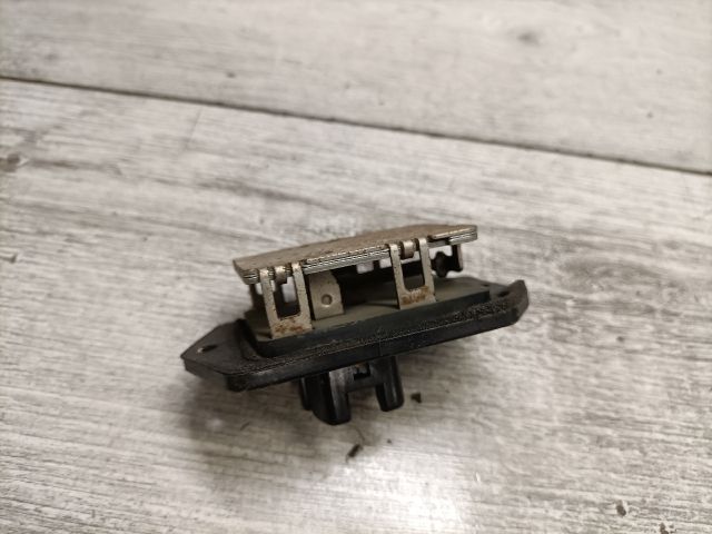 bontott TOYOTA YARIS VERSO Előtét Ellenállás Fűtőmotor