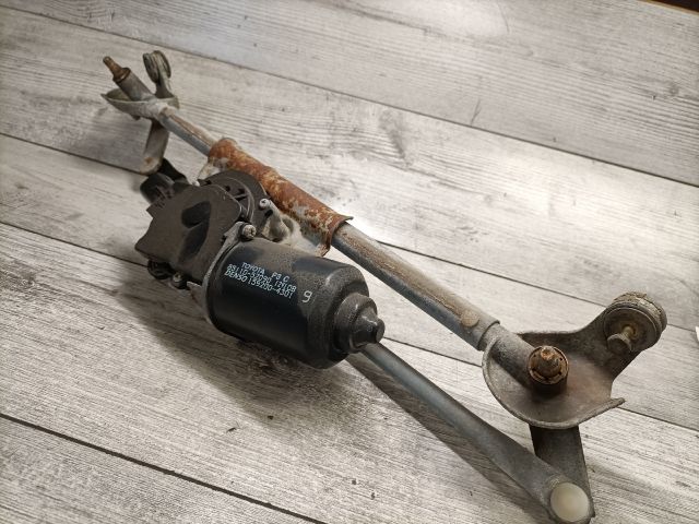 bontott TOYOTA YARIS VERSO Első Ablaktörlő Szerkezet Motorral