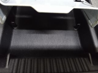 bontott TOYOTA YARIS VERSO Első Hamutartó