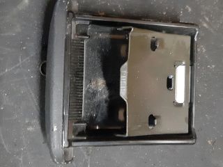 bontott TOYOTA YARIS VERSO Első Hamutartó