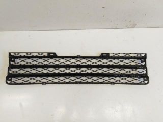 bontott TOYOTA YARIS VERSO Első Lökhárító Alsó Középső Díszrács