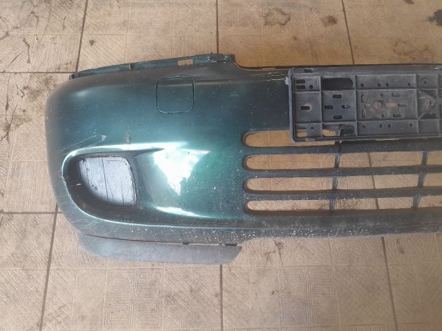 bontott TOYOTA YARIS VERSO Első Lökhárító (Üresen)