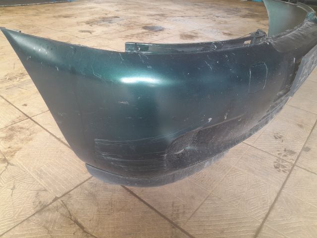 bontott TOYOTA YARIS VERSO Első Lökhárító (Üresen)