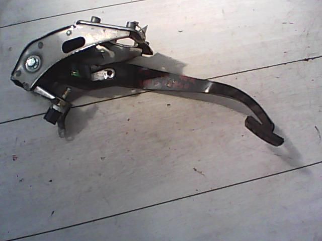 bontott TOYOTA YARIS VERSO Fékpedál