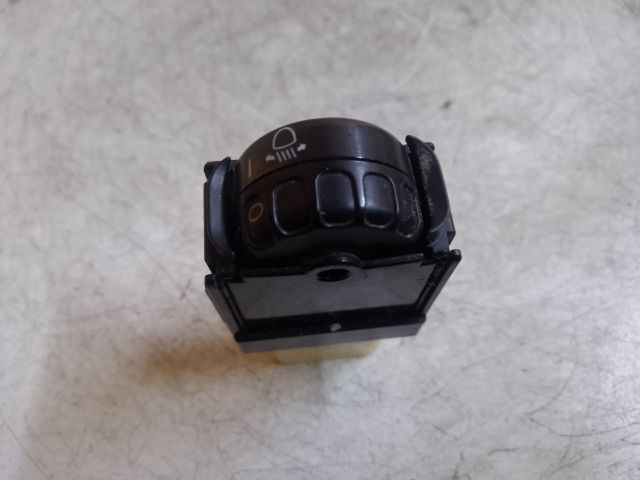 bontott TOYOTA YARIS VERSO Fényszórómagasság Állító Kapcsoló