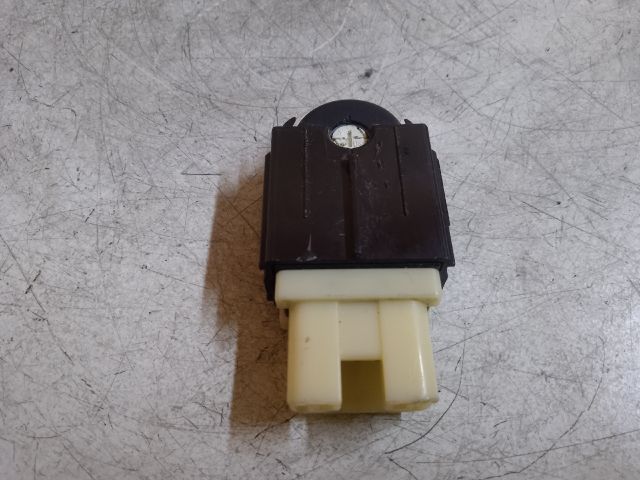 bontott TOYOTA YARIS VERSO Fényszórómagasság Állító Kapcsoló