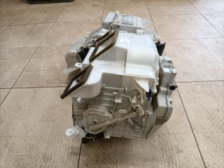 bontott TOYOTA YARIS VERSO Fűtés Box