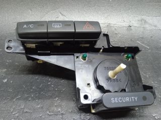 bontott TOYOTA YARIS VERSO Fűtéskapcsoló (manuális klímás)