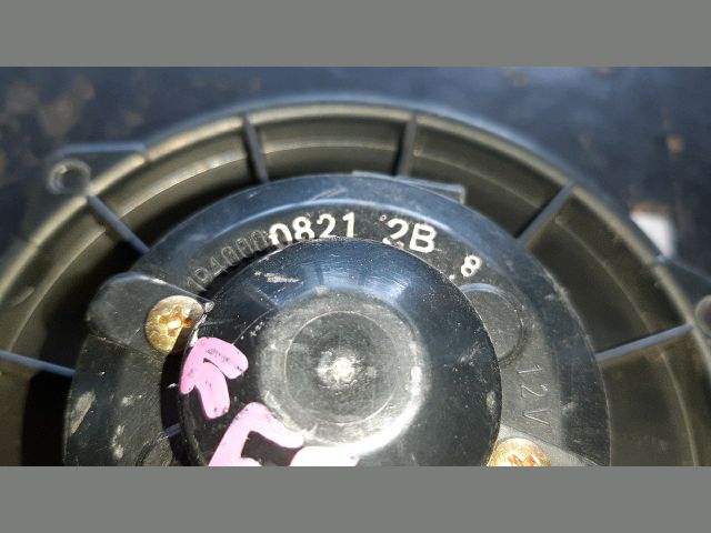 bontott TOYOTA YARIS VERSO Fűtőmotor (Nem klímás)