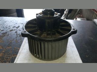 bontott TOYOTA YARIS VERSO Fűtőmotor (Nem klímás)