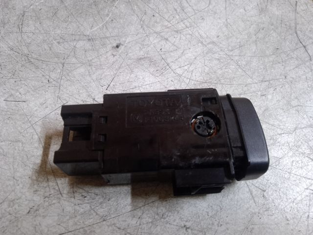 bontott TOYOTA YARIS VERSO Hátsó Ködzárófény Kapcsoló