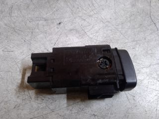 bontott TOYOTA YARIS VERSO Hátsó Ködzárófény Kapcsoló