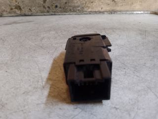 bontott TOYOTA YARIS VERSO Hátsó Ködzárófény Kapcsoló