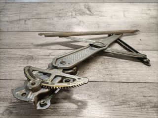 bontott TOYOTA YARIS VERSO Jobb első Ablakemelő Szerkezet (Mechanikus)