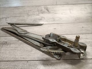 bontott TOYOTA YARIS VERSO Jobb első Ablakemelő Szerkezet (Mechanikus)