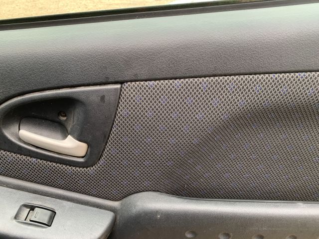 bontott TOYOTA YARIS VERSO Jobb első Ajtó Kárpit