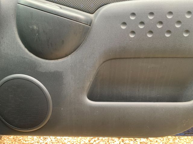 bontott TOYOTA YARIS VERSO Jobb első Ajtó Kárpit