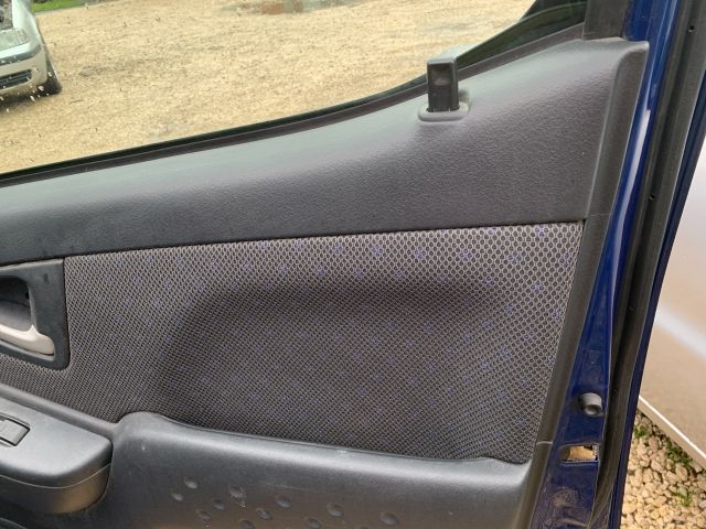 bontott TOYOTA YARIS VERSO Jobb első Ajtó Kárpit