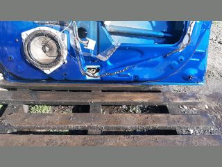 bontott TOYOTA YARIS VERSO Jobb első Ajtó (Üres lemez)