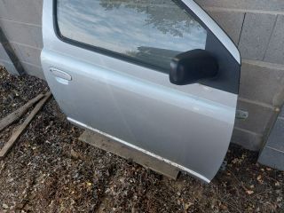 bontott TOYOTA YARIS VERSO Jobb első Ajtó (Üres lemez)