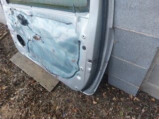 bontott TOYOTA YARIS VERSO Jobb első Ajtó (Üres lemez)