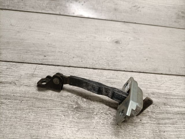 bontott TOYOTA YARIS VERSO Jobb első Ajtóhatároló