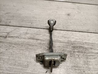 bontott TOYOTA YARIS VERSO Jobb első Ajtóhatároló