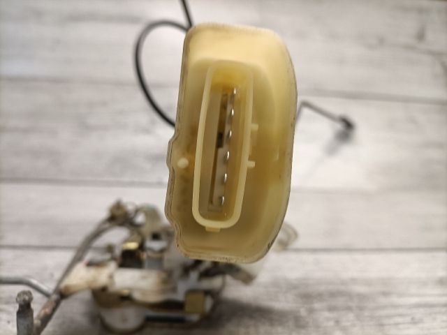 bontott TOYOTA YARIS VERSO Jobb első Ajtózár