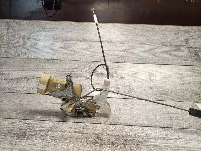 bontott TOYOTA YARIS VERSO Jobb első Ajtózár