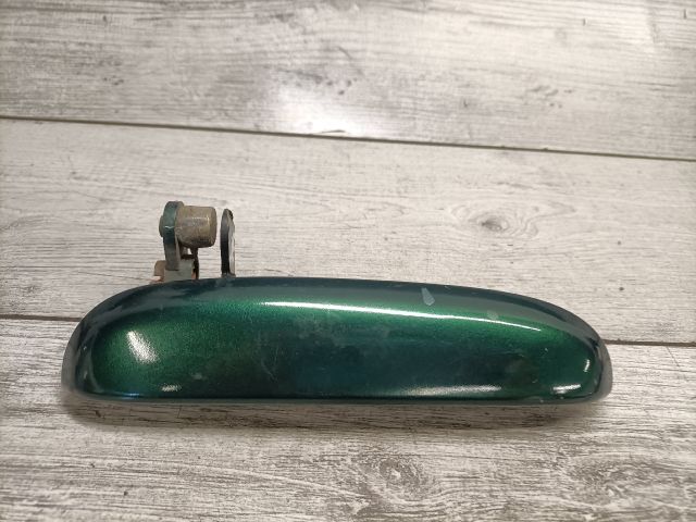 bontott TOYOTA YARIS VERSO Jobb első Külső Kilincs