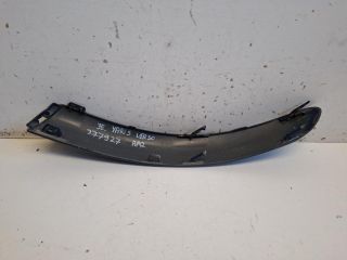 bontott TOYOTA YARIS VERSO Jobb első Lökhárító Díszléc