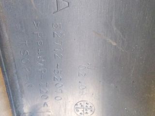 bontott TOYOTA YARIS VERSO Jobb első Lökhárító Díszléc