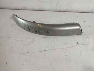 bontott TOYOTA YARIS VERSO Jobb első Lökhárító Díszléc