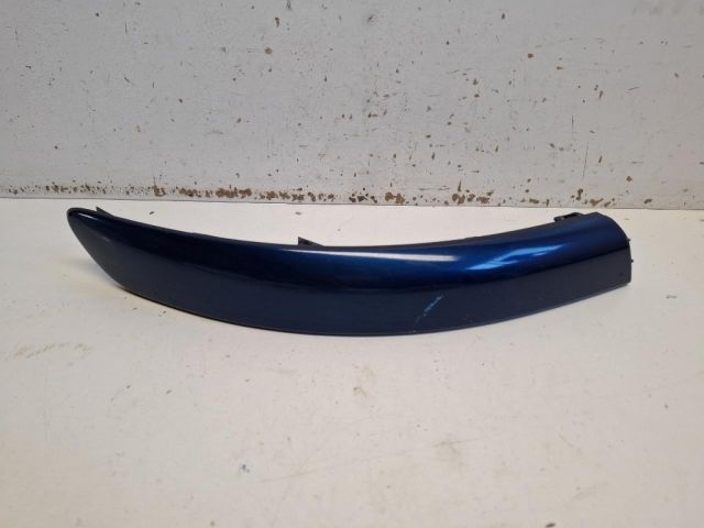 bontott TOYOTA YARIS VERSO Jobb első Lökhárító Díszléc