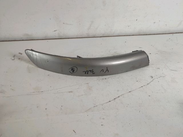 bontott TOYOTA YARIS VERSO Jobb első Lökhárító Díszléc